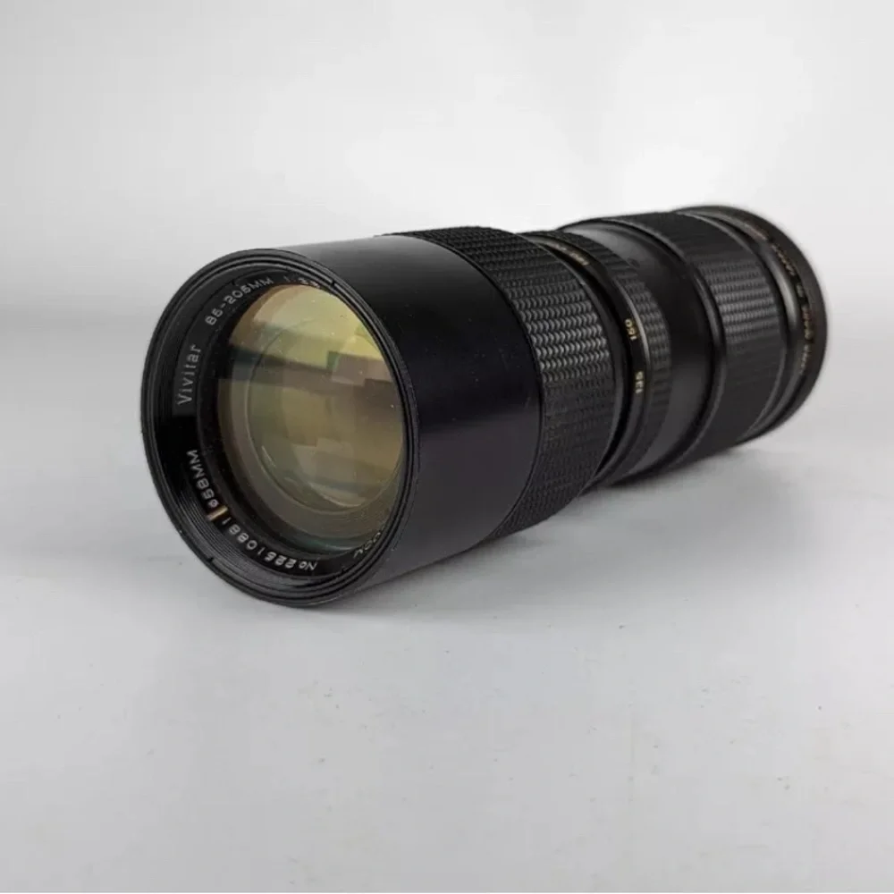 Vivitar 85- 205 mm camera lense for a nikon F mount